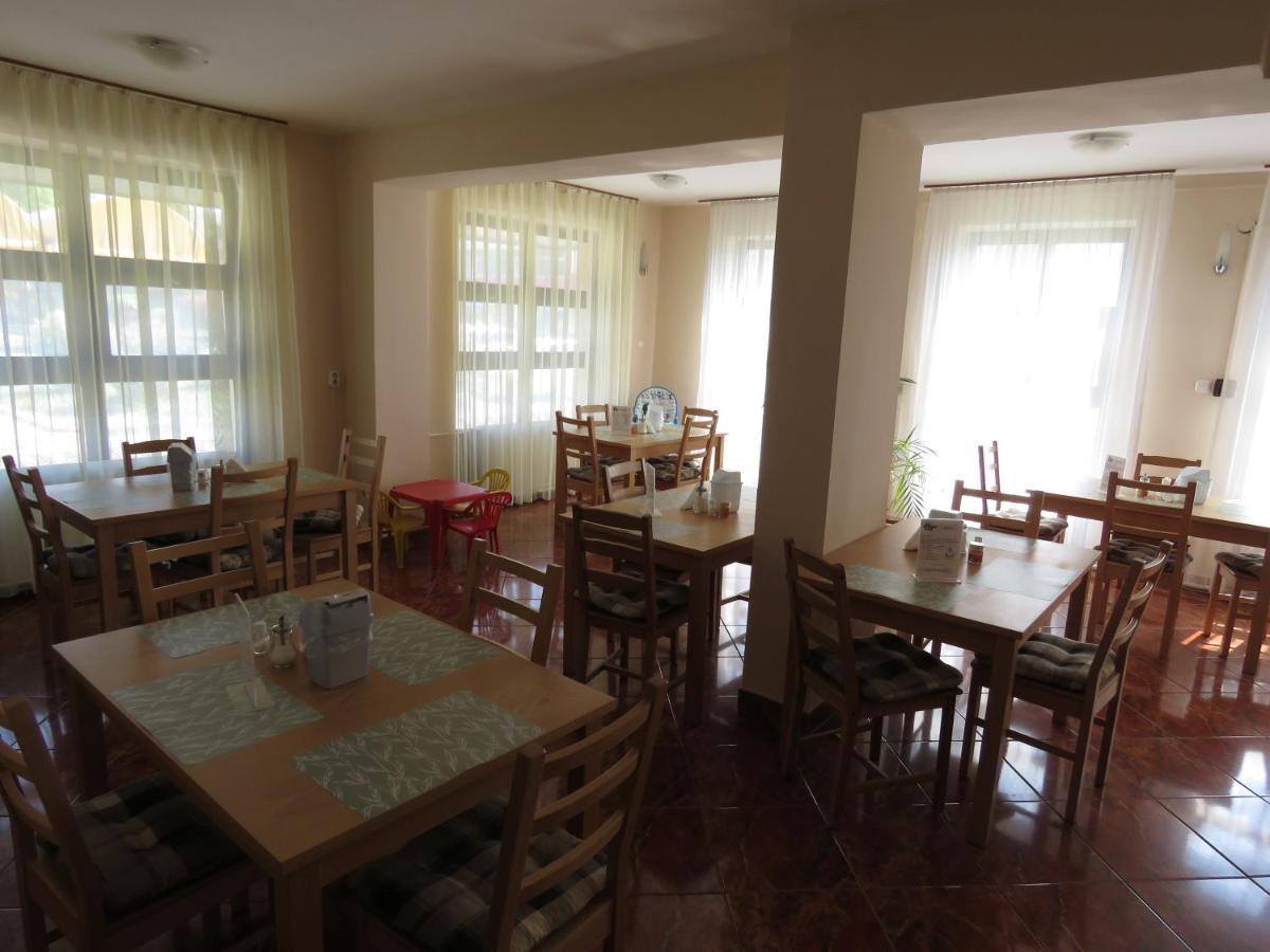 Thermal Apartmanhaz Komarom Ngoại thất bức ảnh