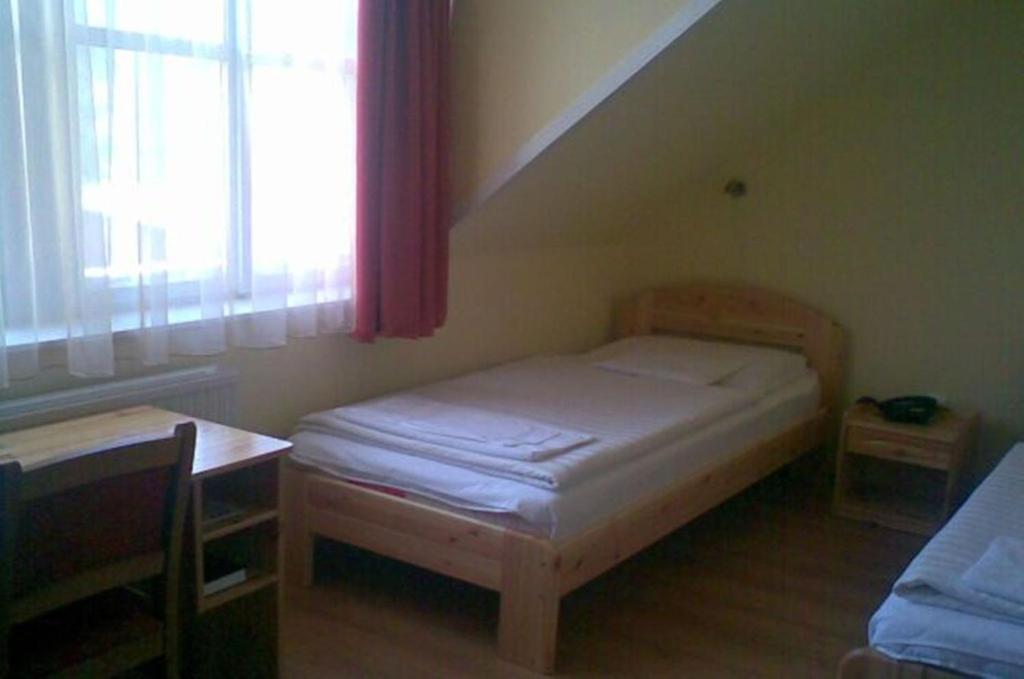 Thermal Apartmanhaz Komarom Phòng bức ảnh